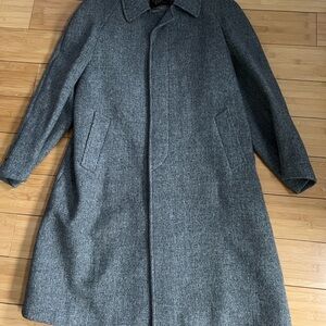 VTG Phillippe Vartin Wool Overcoat Men’s 44 R Long Thick Tweed Yugoslavia Wool